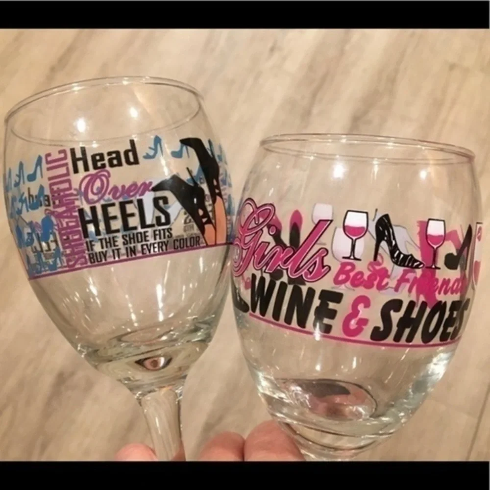 Shoe Lover’s Wine Glasses Set of Two NWT